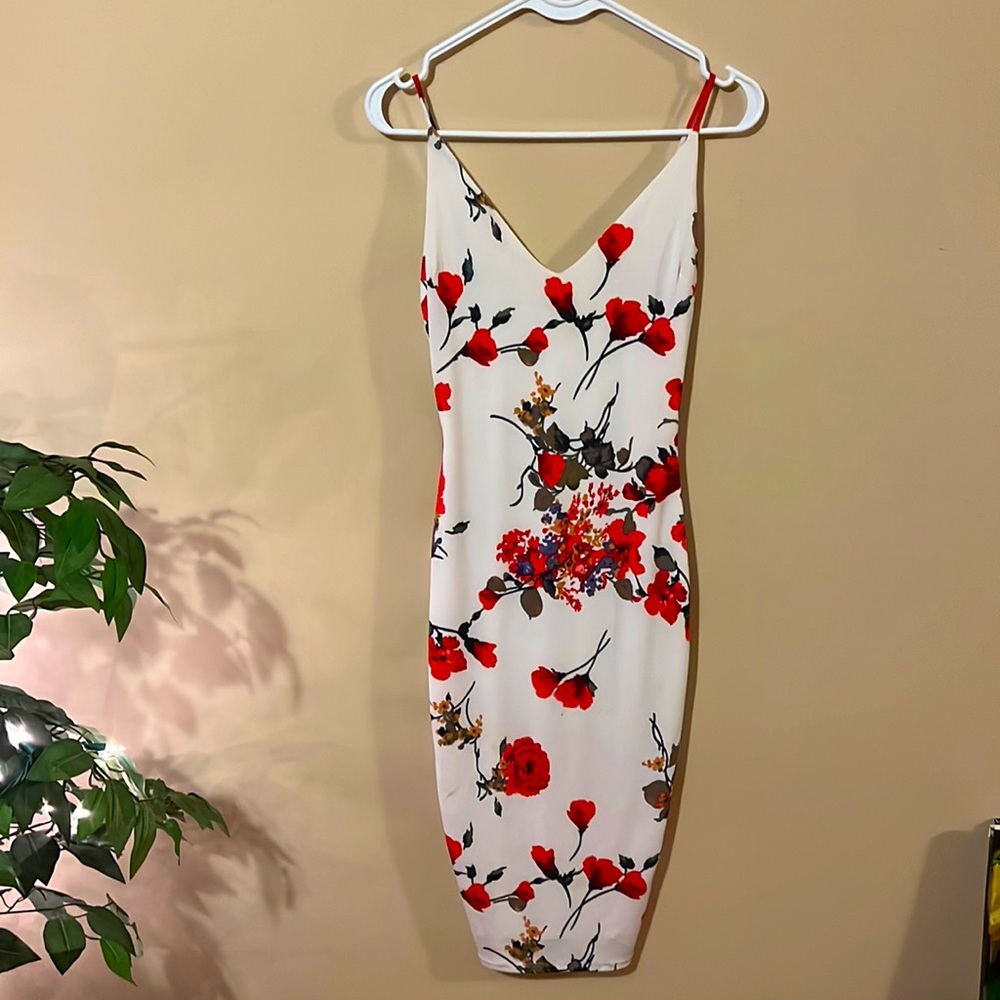 Spaghetti strap floral midi dress